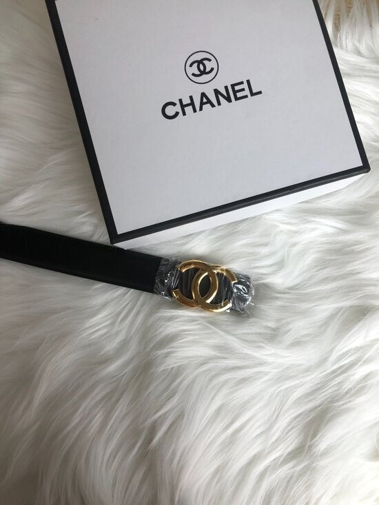 Chanel Classic Black Leather Belt with Gold CC Buckle main image 6